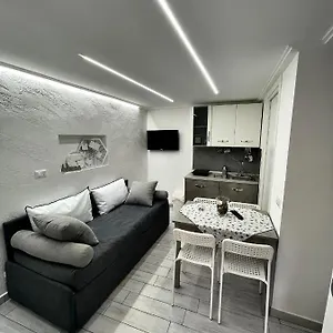 https://da-anna-house-centrale.hotels-amalfi.com